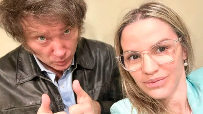 Píparo junto al Presidente Milei.