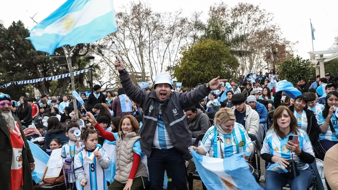 Miles De Pilarenses Festejaron El Pase De La Selecci n Argentina A La 