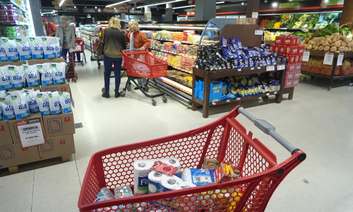 Vuelven a caer las ventas en supermercados, mayoristas y shoppings ...