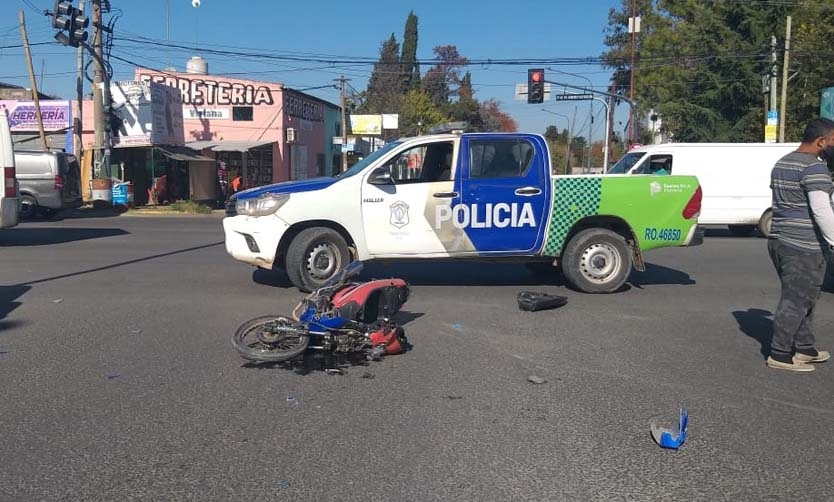 Dos heridos tras un choque de motos en la Ruta 25 – Pilar de Todos
